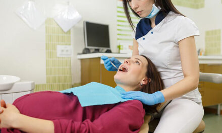 Si può andare dal dentista in gravidanza?
